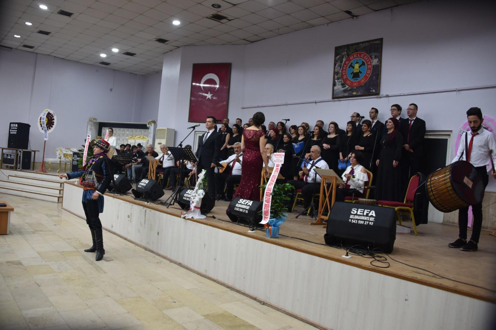 Manisa’da Hastane korosundan ilk konser