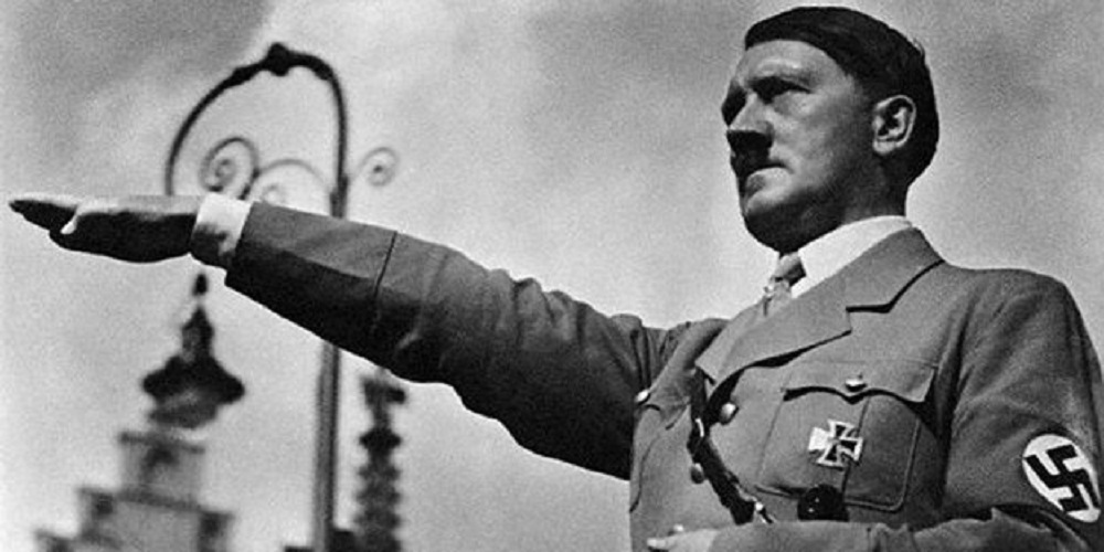 ADOLF HİTLER KİMDİR?