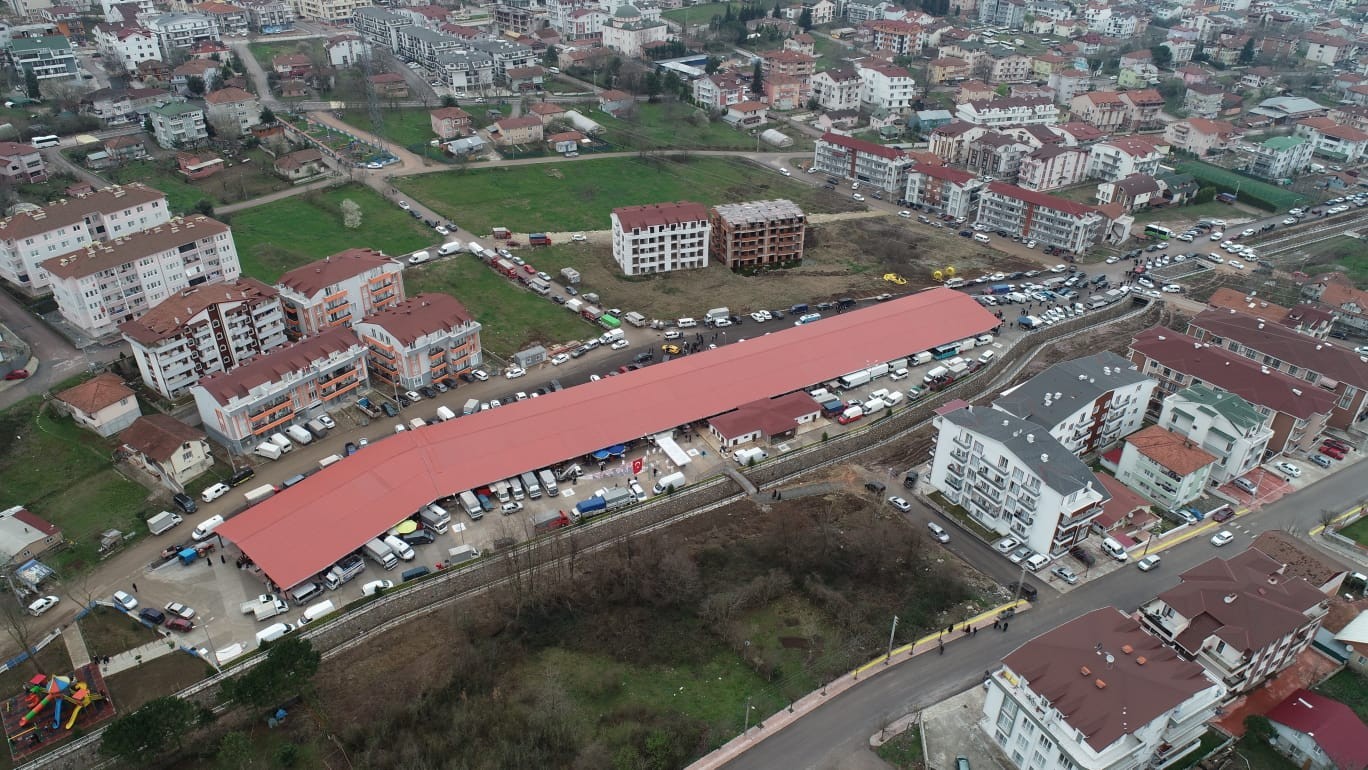 Başiskele’nin Yeni Modern Semt Pazarı Hizmete Açıldı