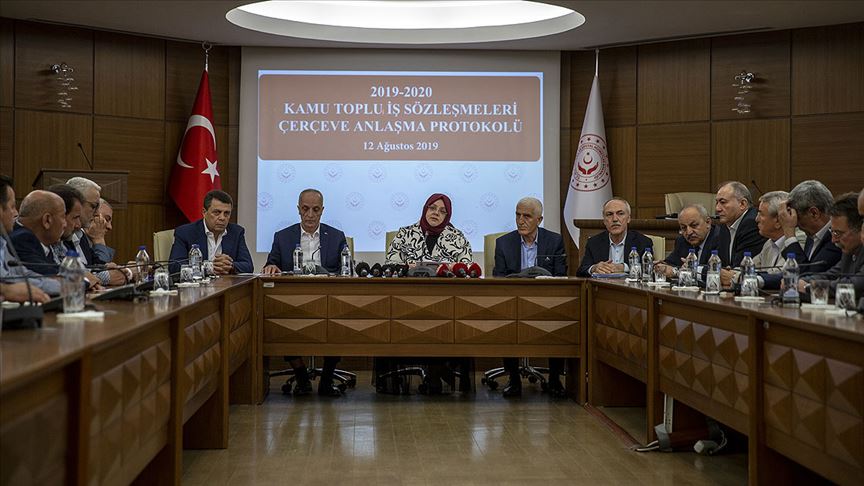 Kamu İşçilerinin Maaş Zamları Belirlendi,Hükümet Türk-İş Anlaştı