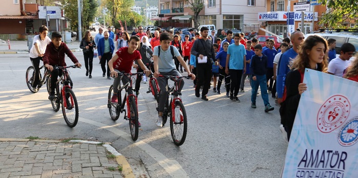 KANDIRA’DA AMATÖR SPOR HAFTASI COŞKU İLE BAŞLADI