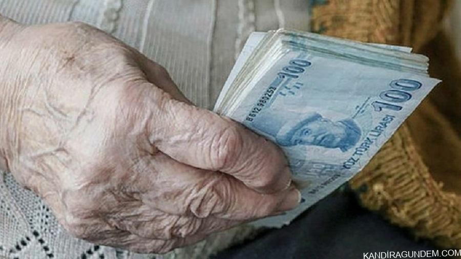 Emekli maaşlarının ne zaman ödeneceği tarih belli oldu