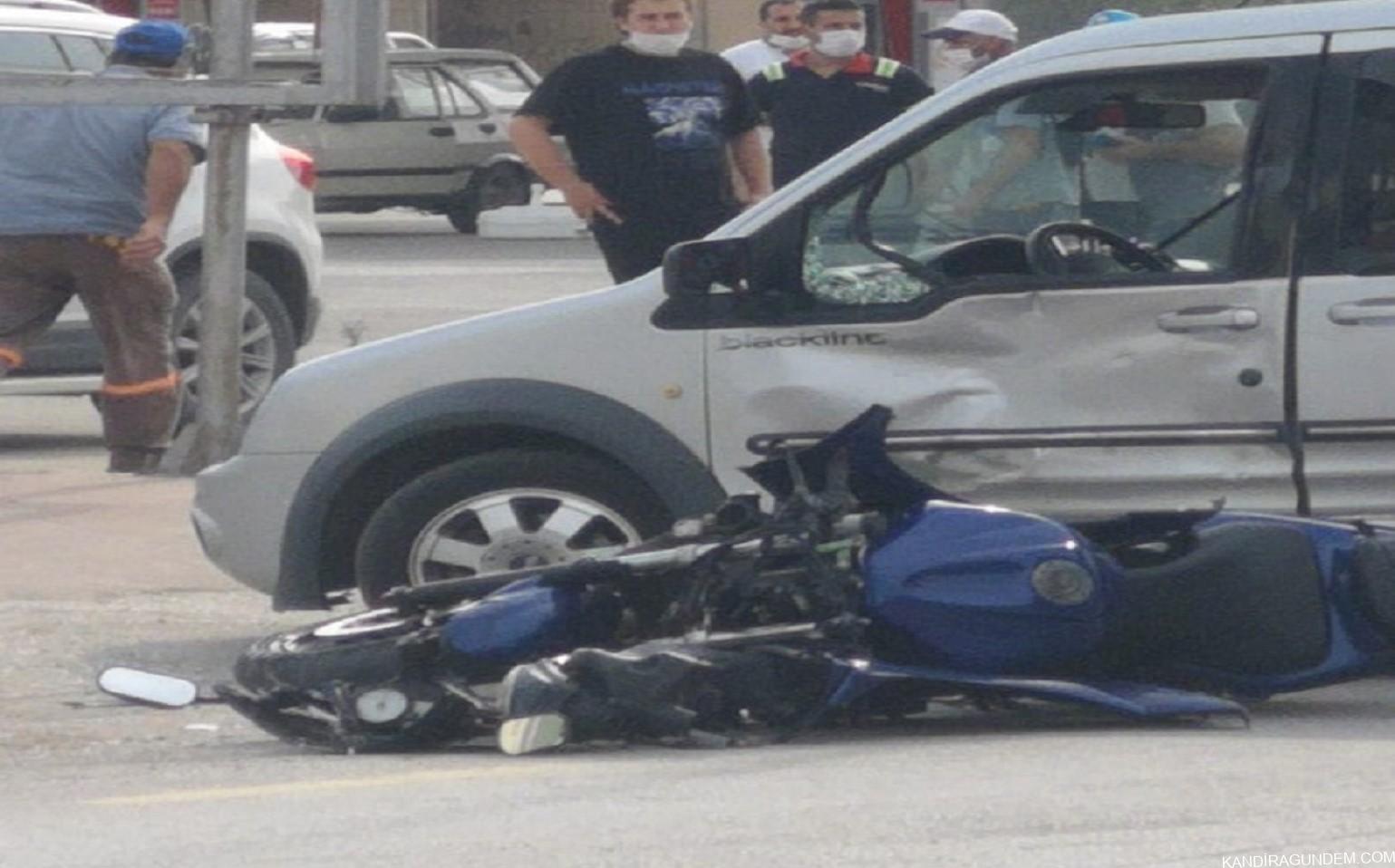 Kandıra’da Meydana Gelen Motosiklet Kazası Kameralara Böyle Yansıdı